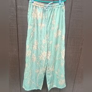 New Never Worn Floral Painted Linen Style Green Pants